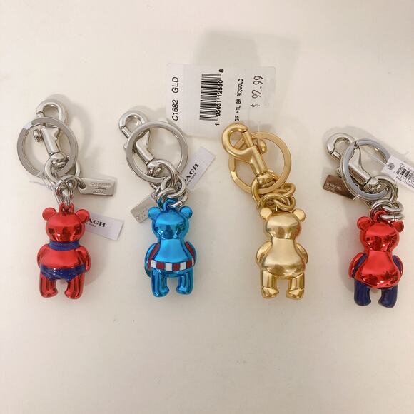 COACH 2046 MARVEL CAROL DANVER BAG CHARM - Picture 6 of 7